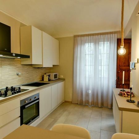 Domus Benefica Apartment Turin Bagian luar foto