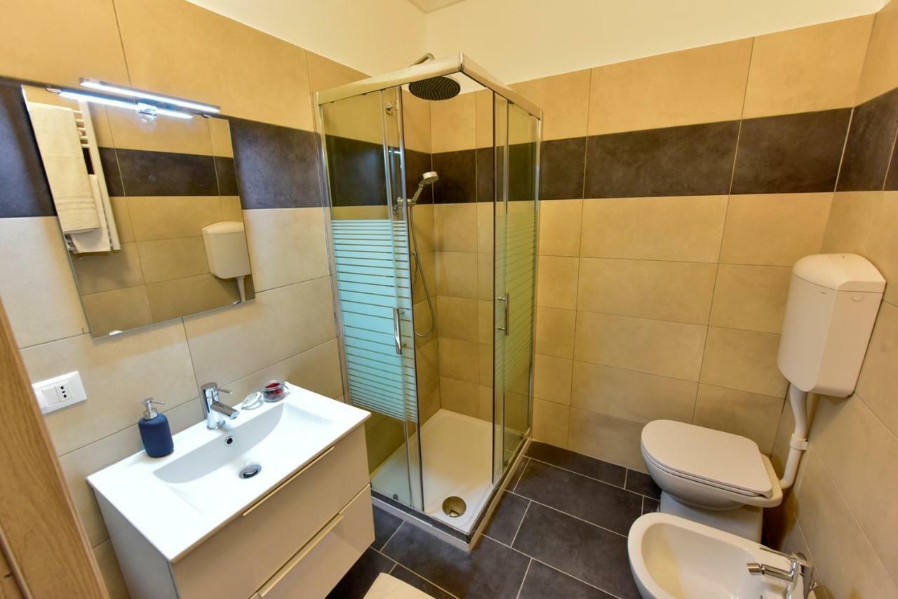 Domus Benefica Apartment Turin Bagian luar foto