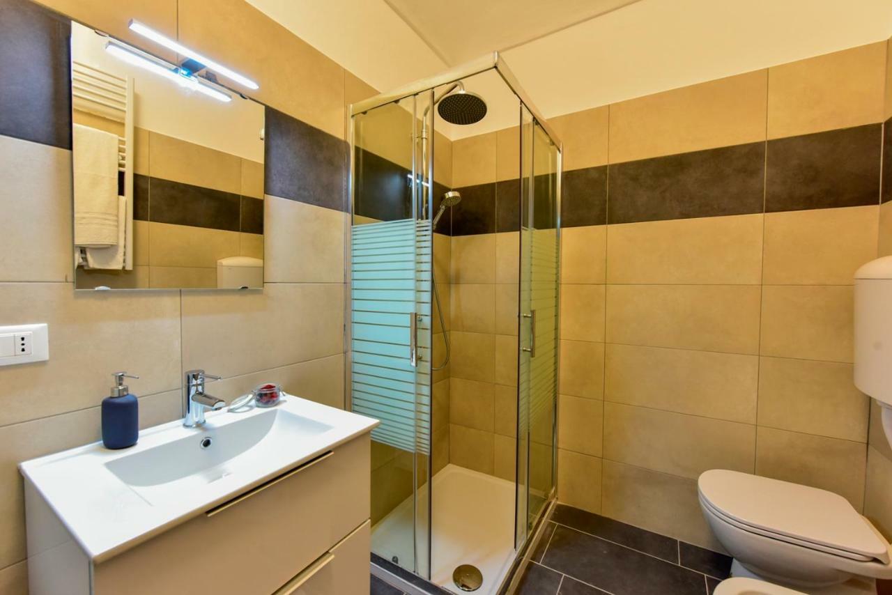 Domus Benefica Apartment Turin Bagian luar foto