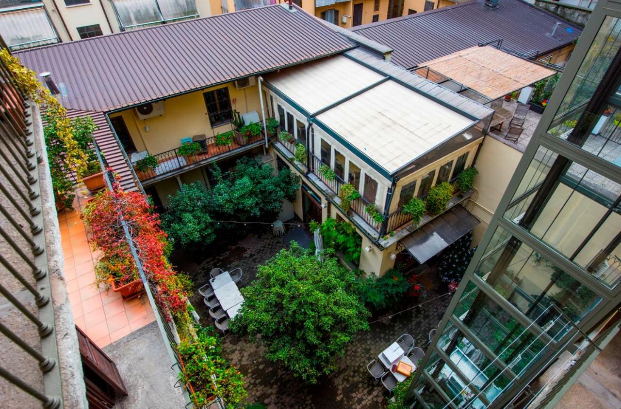 Domus Benefica Apartment Turin Bagian luar foto