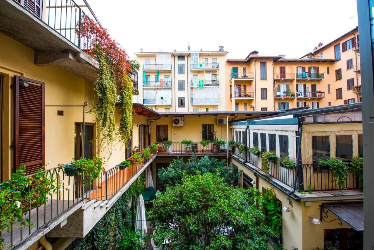 Domus Benefica Apartment Turin Bagian luar foto